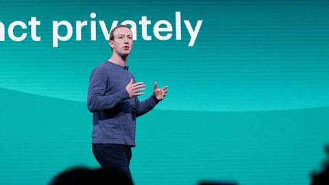 Mark Zuckerberg delivering the F8 2019 keynote.