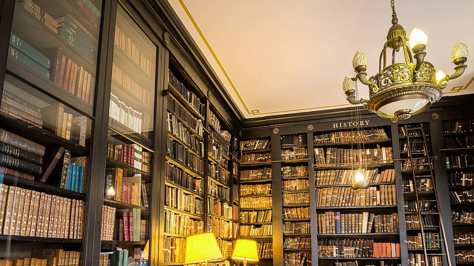 The reading room of the Portico Library in Manchester.